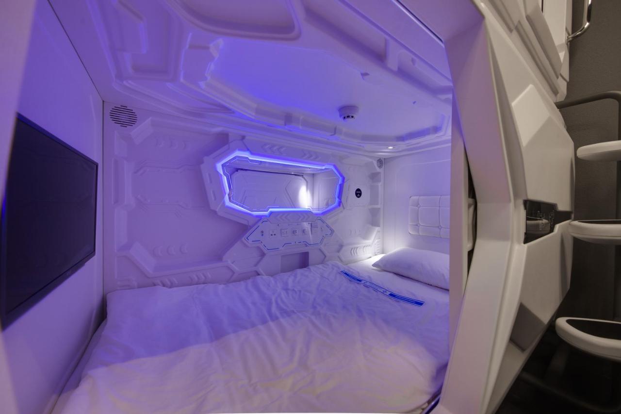 Moonotel Maidan Kiev Esterno foto